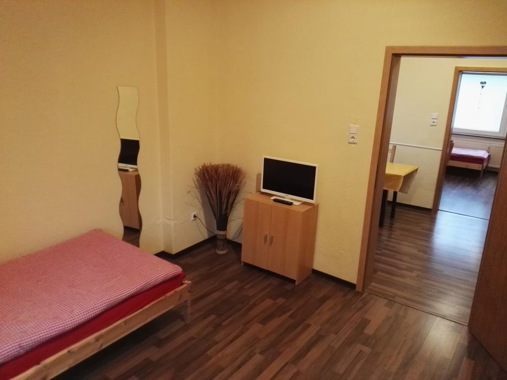 Zu Hause Bei Freunden Appartement Dortmund Buitenkant foto